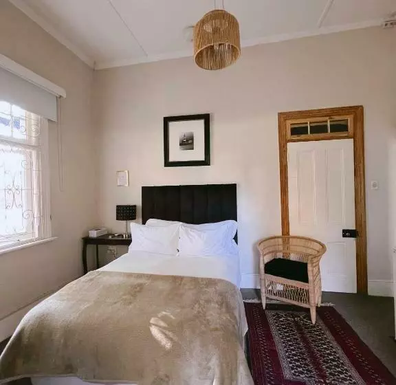 Aamiaismajoitus (B&B) Ebony Moon