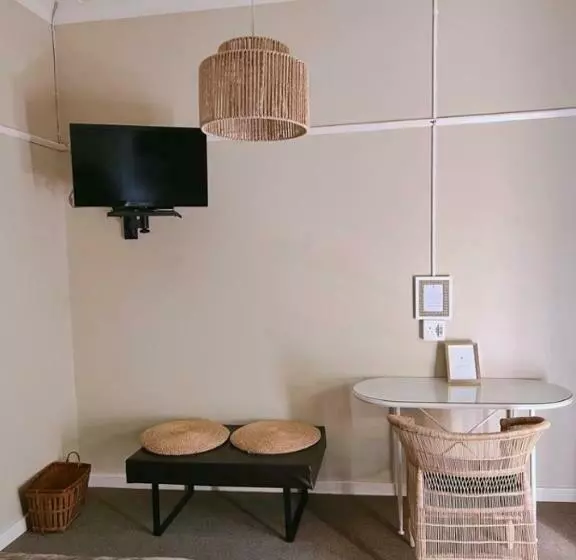 Aamiaismajoitus (B&B) Ebony Moon