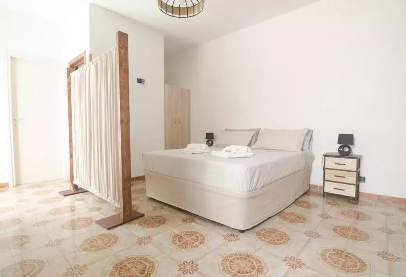 Aamiaismajoitus (B&B) Villa Alfonsina