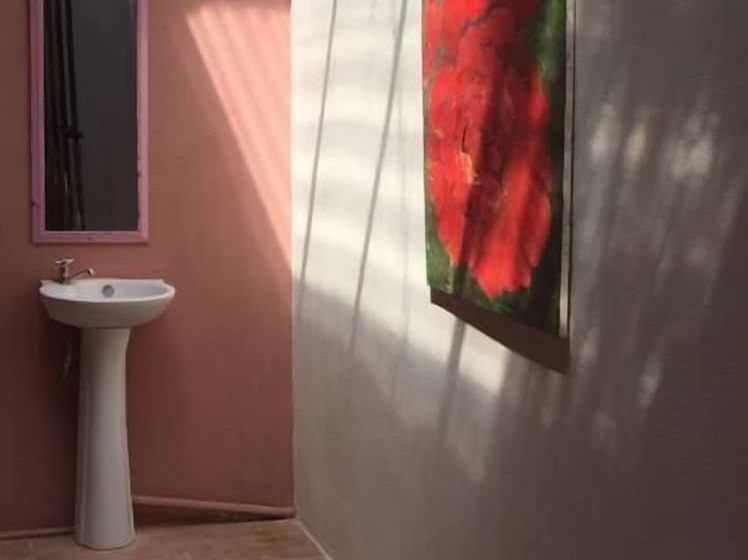 هتل Casa Angela Hostel