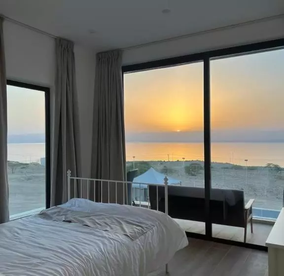 هتل Follow Sea Villa