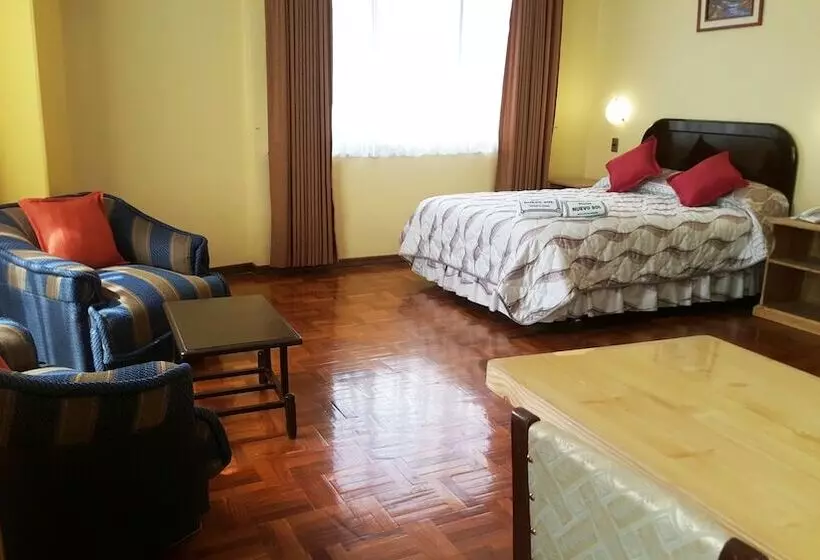 هتل Nuevo Sol