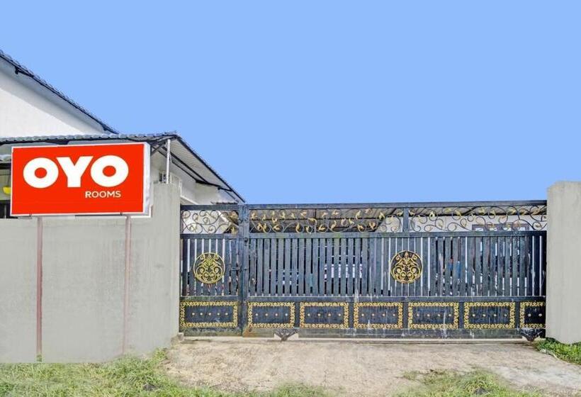 Hotel Oyo 92194 Airport Homestay
