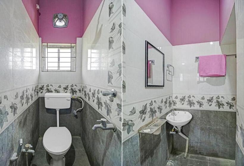 Hotel Oyo 92194 Airport Homestay