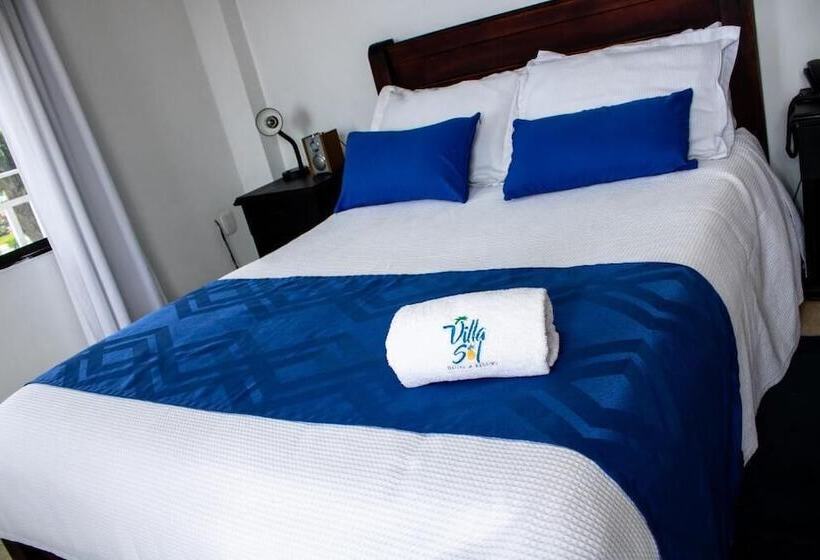 هتل Resort Villa Del Sol