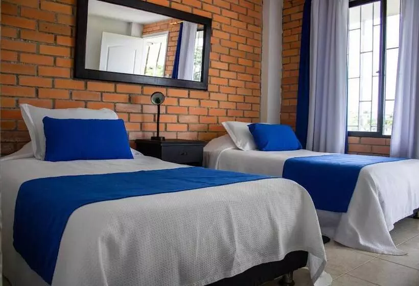 هتل Resort Villa Del Sol