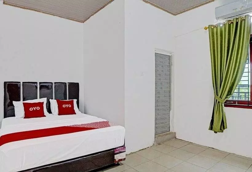 Hotelli Spot On 91509 Unggul Kost