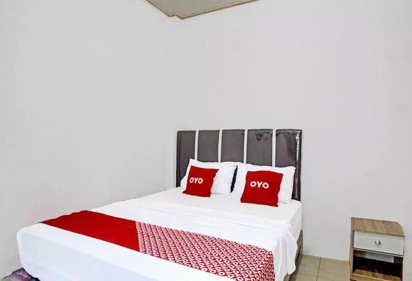 Hotelli Spot On 91509 Unggul Kost