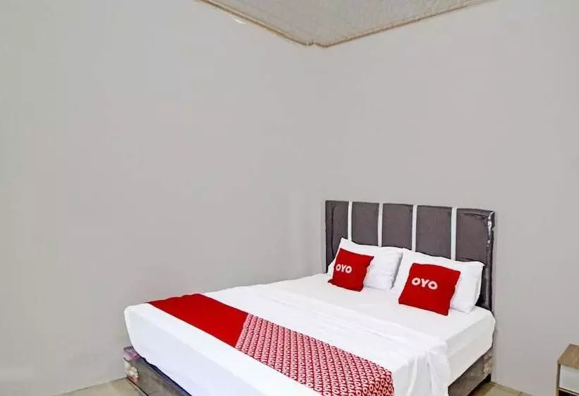 Hotelli Spot On 91509 Unggul Kost