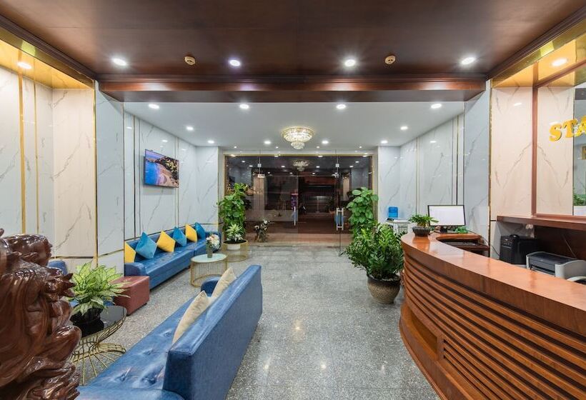 هتل Starlight Nha Trang