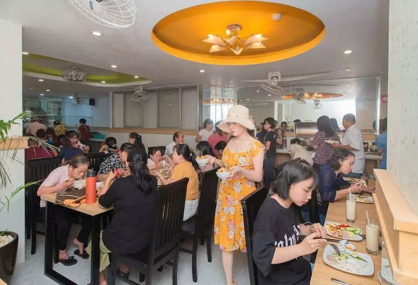 هتل Starlight Nha Trang