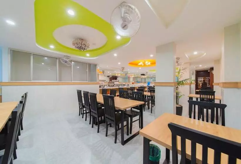 هتل Starlight Nha Trang