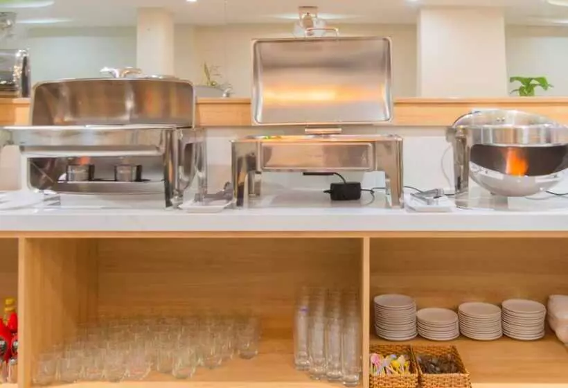 هتل Starlight Nha Trang