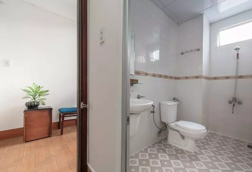 هتل Starlight Nha Trang