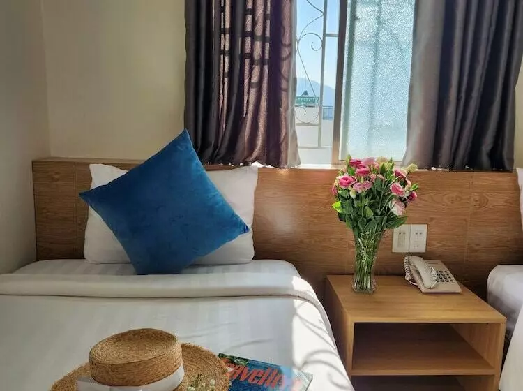 هتل Starlight Nha Trang