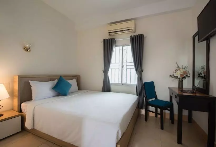 هتل Starlight Nha Trang