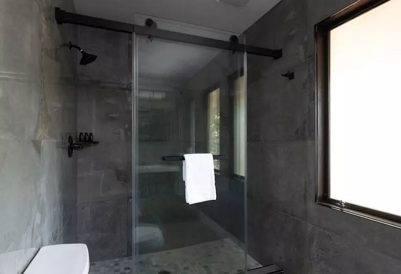 Mataro By Avantstay Large & Elegant Home In Santa Rosa W/ Hot Tub & Games