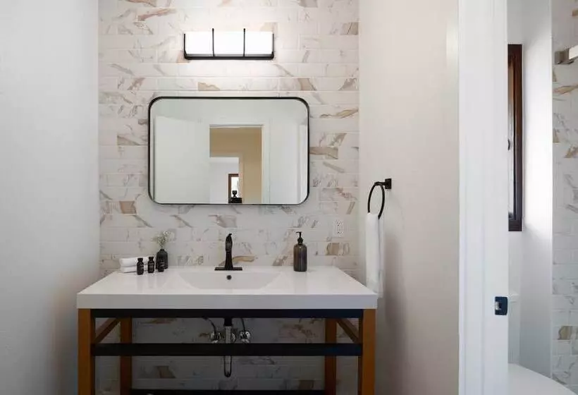 Mataro By Avantstay Large & Elegant Home In Santa Rosa W/ Hot Tub & Games
