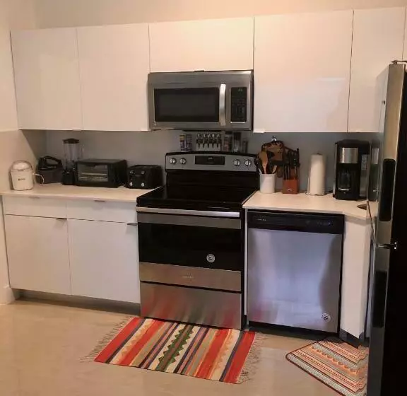 پانسیون Miami Cozy House