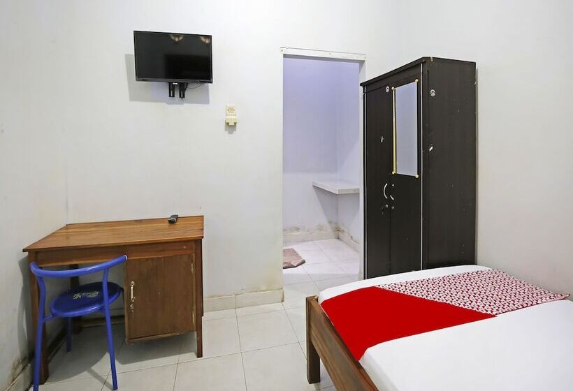 فندق Collection O 91449 Griya Ampenan Residence