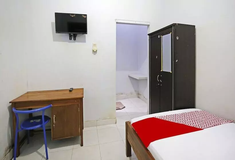 ホテル Collection O 91449 Griya Ampenan Residence