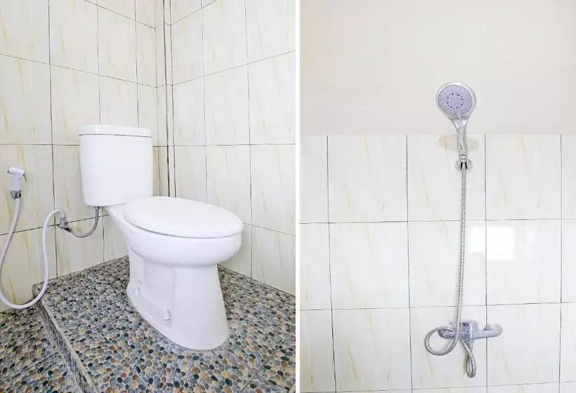 ホテル Collection O 91449 Griya Ampenan Residence