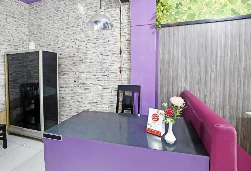 فندق Collection O 91449 Griya Ampenan Residence