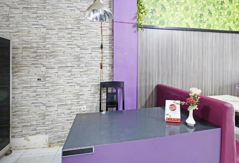 فندق Collection O 91449 Griya Ampenan Residence