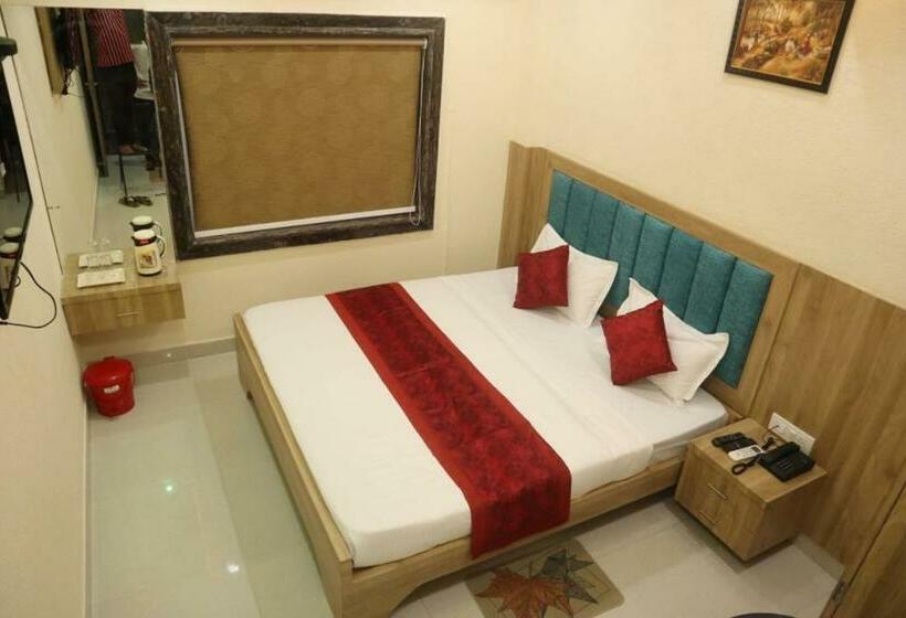 בית מלון כפרי Devraj