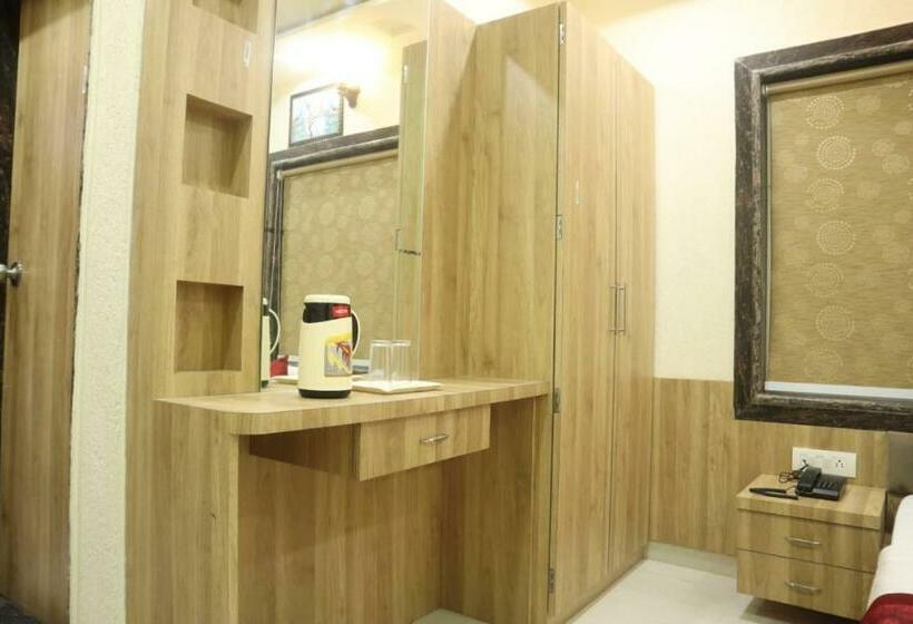 בית מלון כפרי Devraj