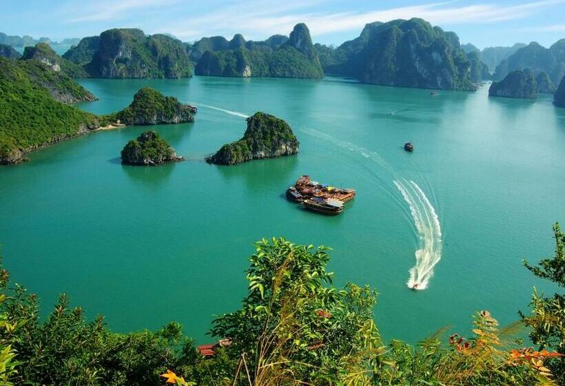 هتل Khách Sạn Bảo Khánh