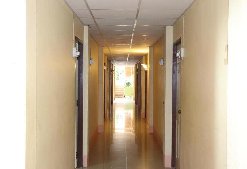 酒店 Tipsiri Place