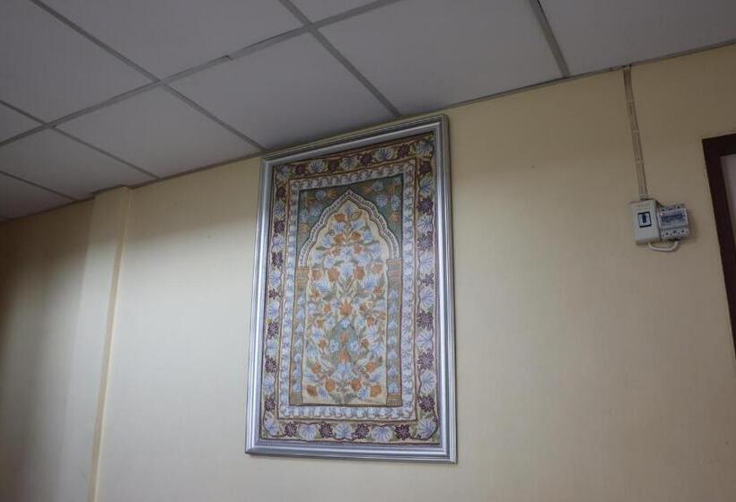 酒店 Tipsiri Place