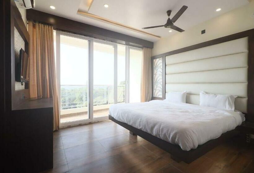 בית מלון כפרי Sohrai Inn