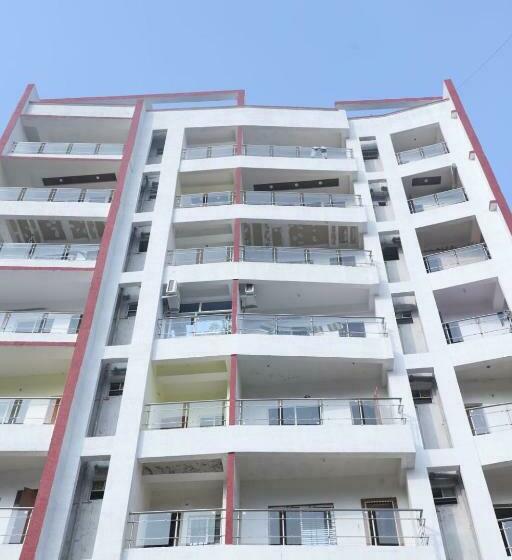 בית מלון כפרי Sohrai Inn