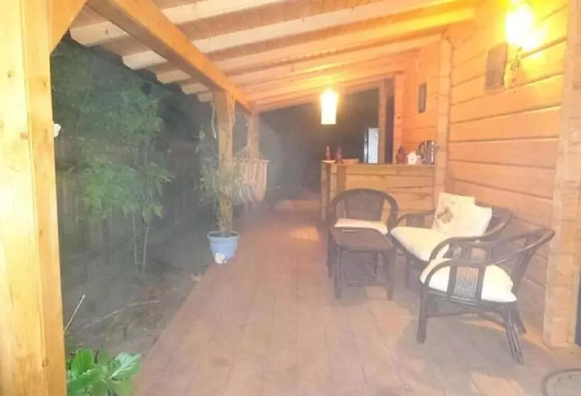 پانسیون Glamping Casa Soarelui
