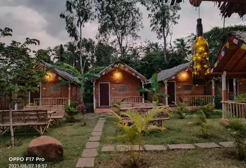 ペンション Island Vibes