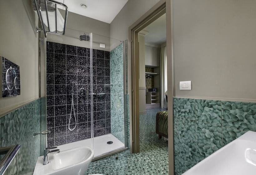 פנסיון Yourhome   Maison Iovino Luxury Rooms