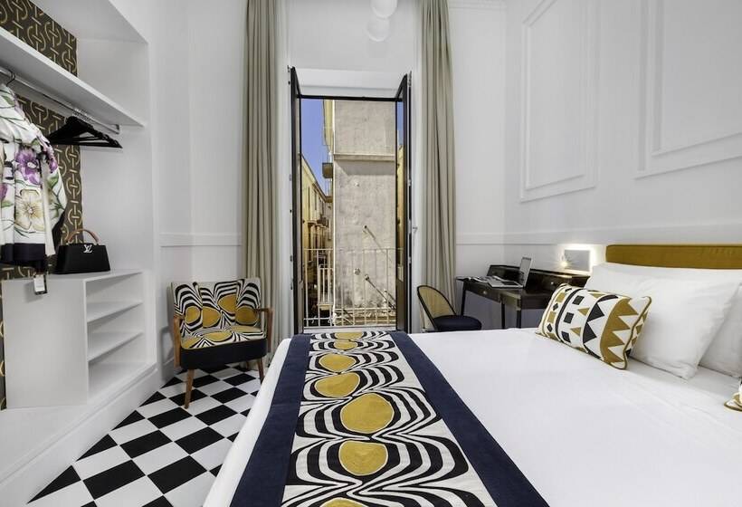 פנסיון Yourhome   Maison Iovino Luxury Rooms