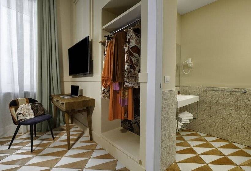 פנסיון Yourhome   Maison Iovino Luxury Rooms