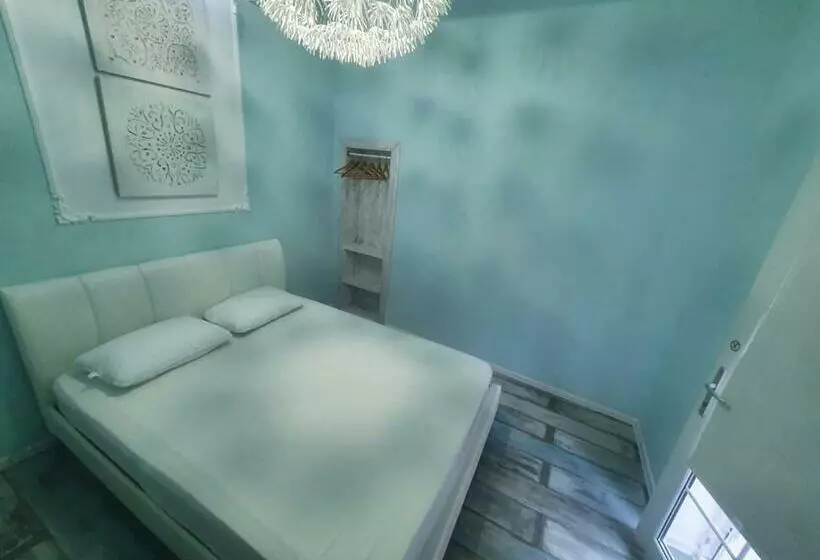 Pensió Solaria House