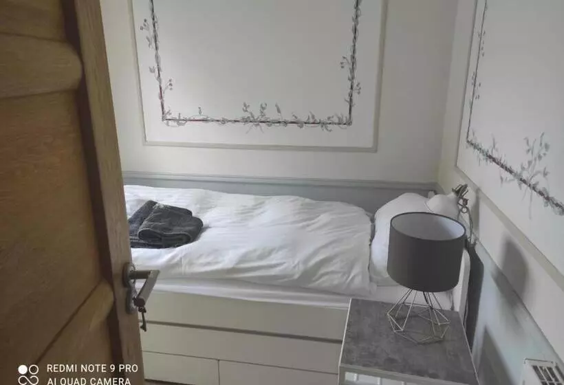 ペンション The Wild Farm Lodge