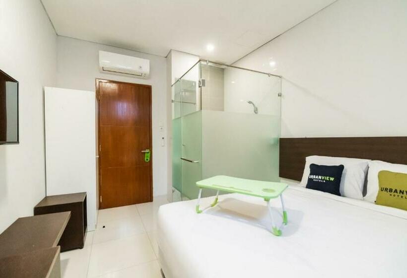 Urbanview Hotel Casa Kota Mangga Besar