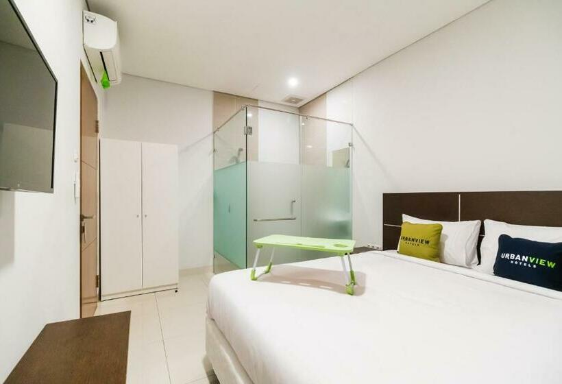 Urbanview Hotel Casa Kota Mangga Besar