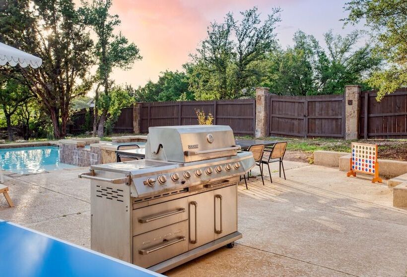 Hudson By Avantstay Magnificent Home W/ Beautiful Views, Multiple Living Areas, Pool & Games!