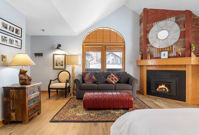 Le Chamonix B By Avantstay Located In Mountain Village, Close To Golf Course & Skiing