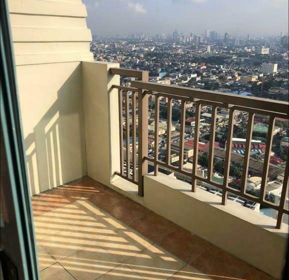 2br Near Business District Tivoli