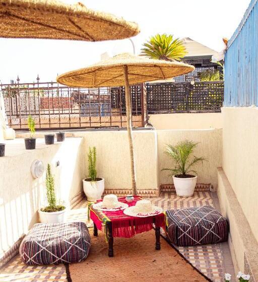 هاستل Riad Hayat