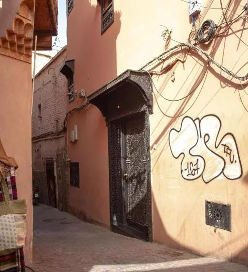 هاستل Riad Hayat