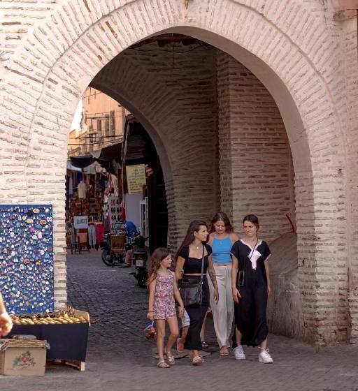 هاستل Riad Hayat